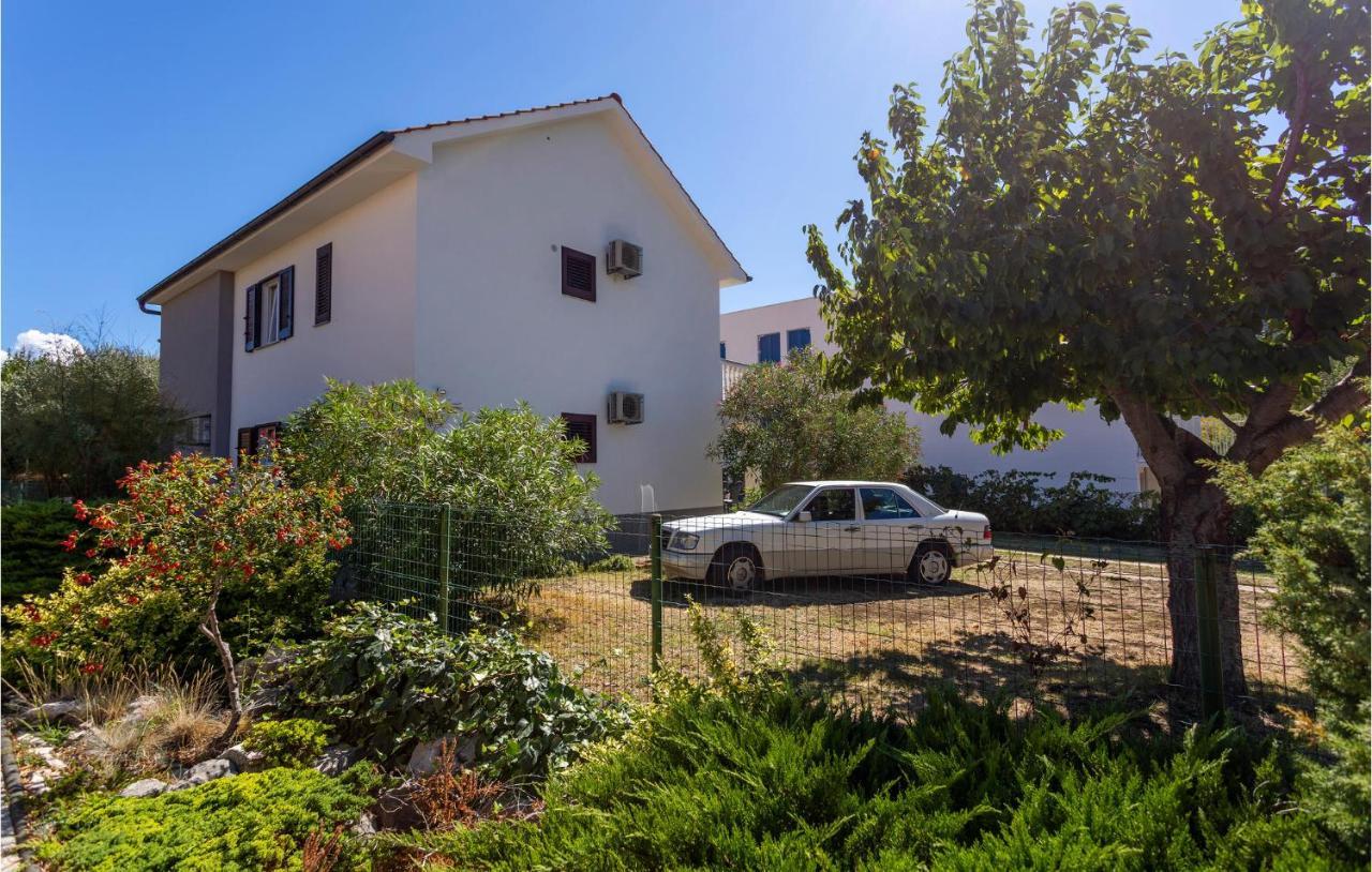 Nice Apartment In Jurandvor With Wifi Екстер'єр фото